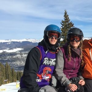 Meet your Posher, Casey